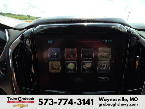Used 2018 Chevrolet Traverse LT FWD image 21