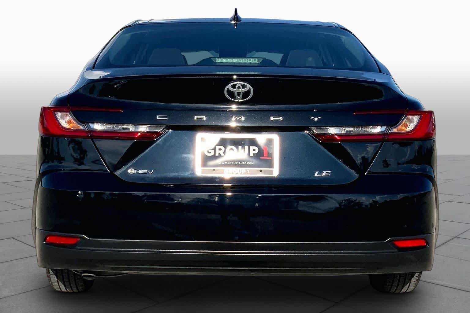 Certified 2025 Toyota Camry LE FWD image 5