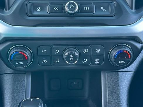Used 2018 GMC Acadia SLE FWD image 36