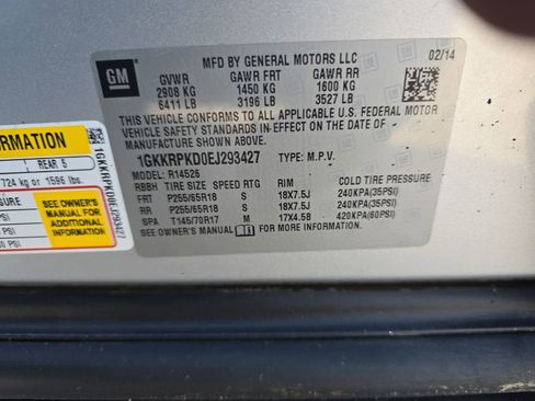 Used 2014 GMC Acadia SLE image 39