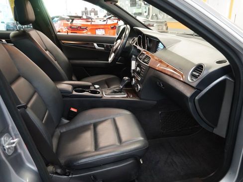 Used 2012 Mercedes-Benz C 300 4MATIC Sedan image 34