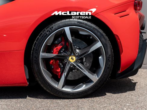 Used 2022 Ferrari SF90 Stradale AWD/4WD image 33