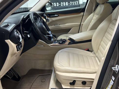 Used 2019 Alfa Romeo Stelvio Ti Lusso w/ Quick Order Package 22X Lusso image 7