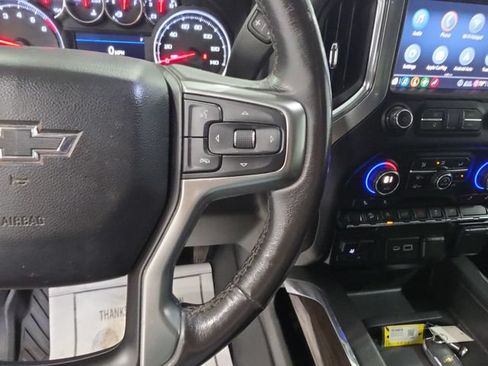 Used 2020 Chevrolet Silverado 1500 RST AWD/4WD image 17