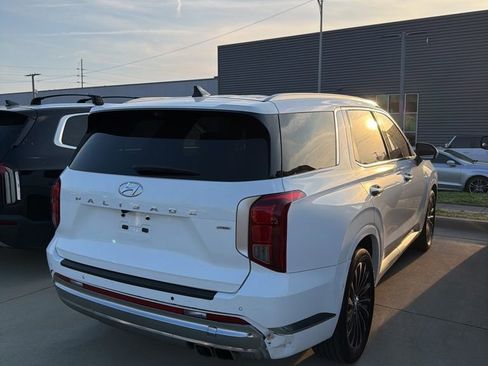 Used 2023 Hyundai Palisade Calligraphy w/ Cargo Package image 7