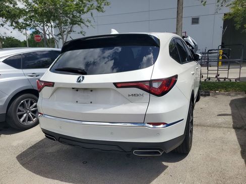 Certified 2023 Acura MDX FWD w/ Technology Package image 8