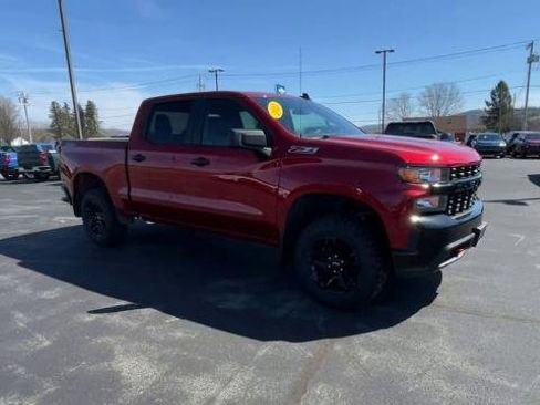 Used 2021 Chevrolet Silverado 1500 Custom Trail Boss AWD/4WD image 2