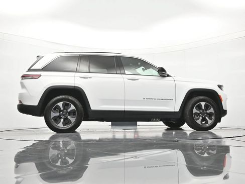 Used 2024 Jeep Grand Cherokee Limited 4xe AWD/4WD image 42