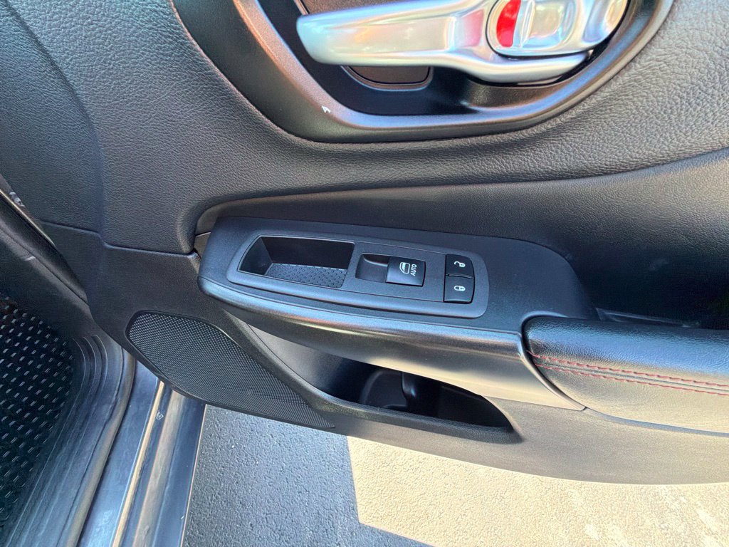 Used 2022 Jeep Cherokee Trailhawk AWD/4WD image 41