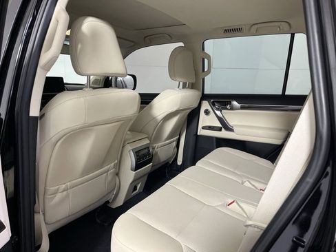 Used 2023 Lexus GX 460 Premium image 21