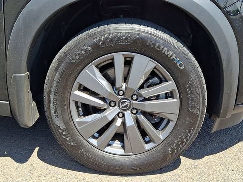 Used 2024 Nissan Pathfinder S AWD/4WD image 6