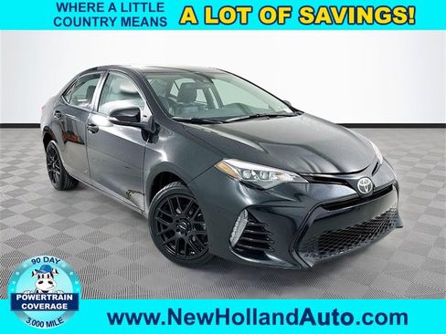 Used 2017 Toyota Corolla SE image 1