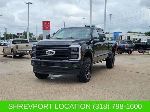 Used 2025 Ford F250 Platinum w/ FX4 Off-Road Package AWD/4WD image 1