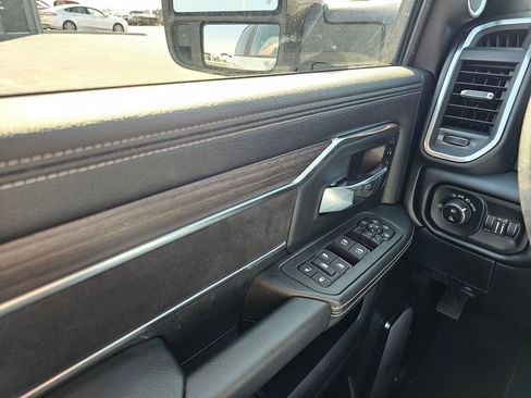 New 2026 RAM 2500 Laramie AWD/4WD image 29