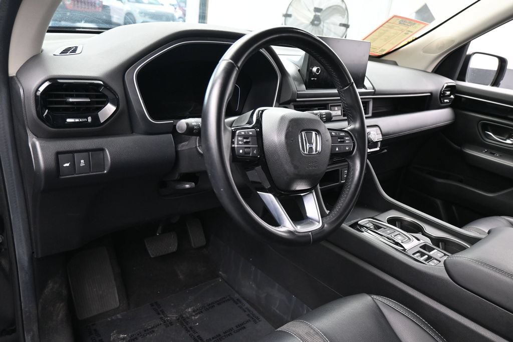 Used 2025 Honda Pilot EX-L image 16