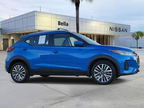 Certified 2024 Nissan Kicks SV w/ Interior Electronics Package image 3