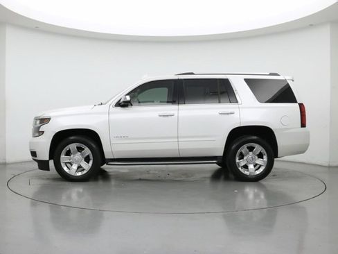 Used 2020 Chevrolet Tahoe Premier w/ Premier Plus Edition image 2