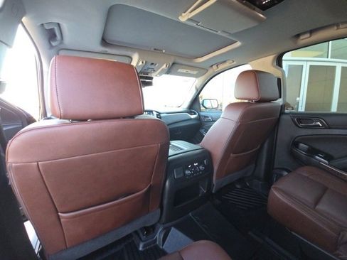 Used 2020 Chevrolet Tahoe Premier w/ Premier Plus Edition image 17