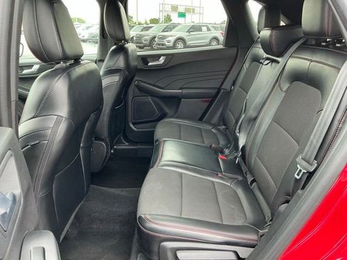 Used 2024 Ford Escape ST-Line w/ Cold Weather Package FWD image 18