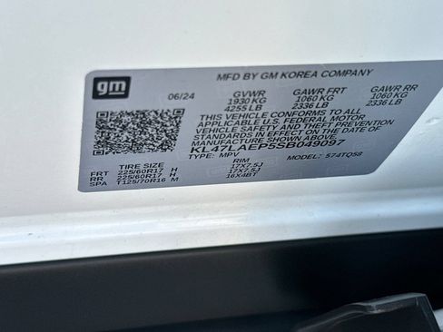 Certified 2025 Buick Envista Preferred FWD image 29