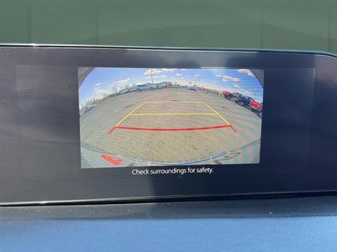 Used 2025 MAZDA MAZDA3 s image 23