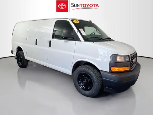 Used 2020 GMC Savana 3500 RWD image 1