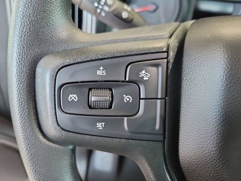 Used 2026 Chevrolet Silverado 1500 Custom image 5