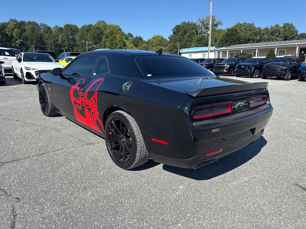 Used 2022 Dodge Challenger R/T Scat Pack w/ Dynamics Package RWD image 3