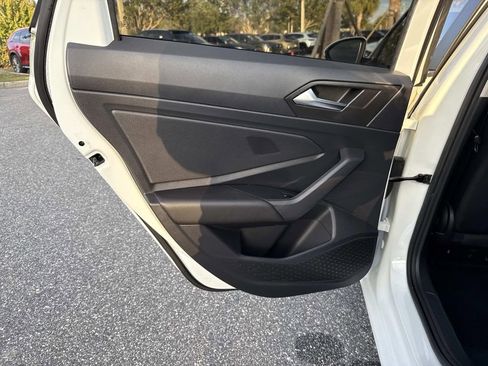 Used 2019 Volkswagen Jetta S image 13