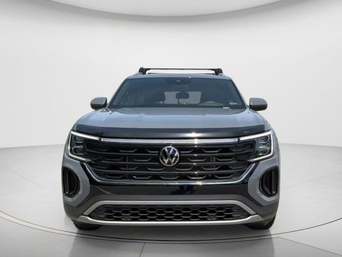 Used 2024 Volkswagen Atlas Cross Sport SEL image 8