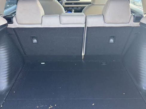 Used 2023 Honda HR-V LX image 15