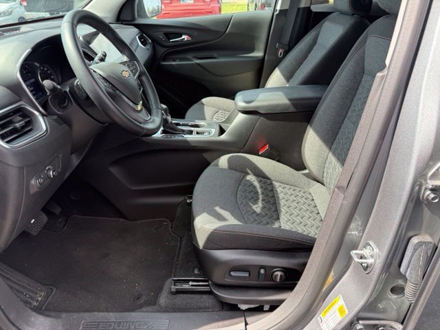Certified 2024 Chevrolet Equinox LT FWD image 22