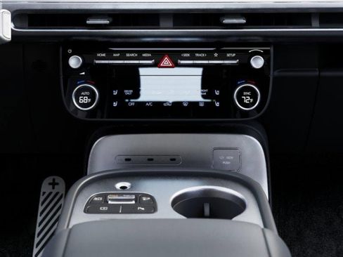 New 2026 Hyundai Ioniq 9 Calligraphy AWD/4WD image 16