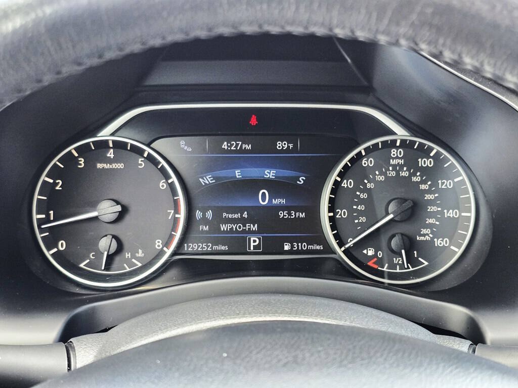 Used 2018 Nissan Murano SV AWD/4WD image 16