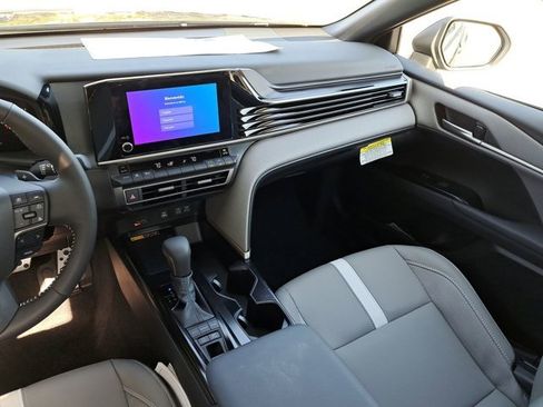 Used 2026 Toyota Camry SE image 23