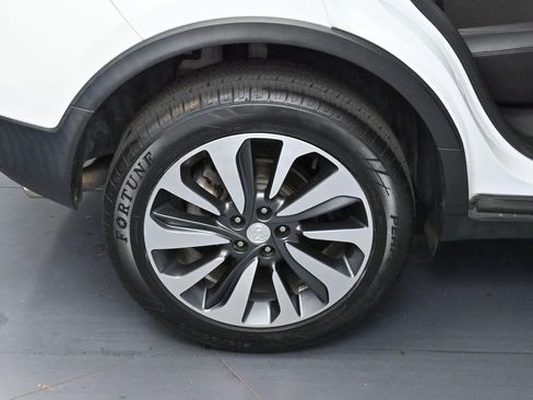 Used 2021 Buick Encore Preferred FWD image 31