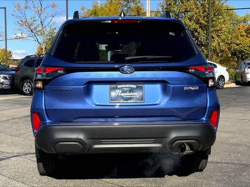 New 2025 Subaru Forester Premium image 5