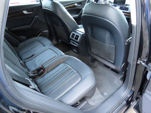 Used 2018 Audi Q5 2.0T Premium AWD/4WD image 21