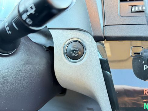 Used 2017 Toyota Sienna XLE Premium w/ Protection Package image 23