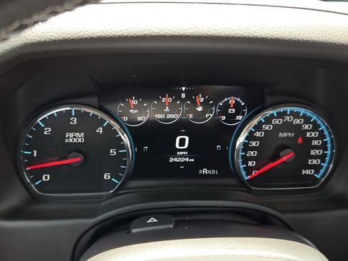 Used 2020 Chevrolet Tahoe Premier w/ Premier Plus Edition AWD/4WD image 28