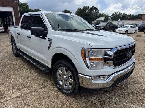 Used 2022 Ford F150 XLT w/ Equipment Group 301A Mid AWD/4WD image 8