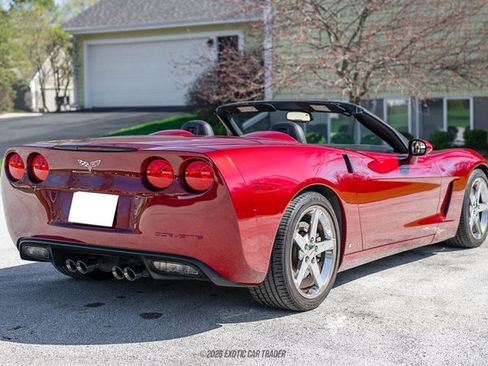Used 2007 Chevrolet Corvette Convertible w/ Preferred Equipment Group RWD image 8