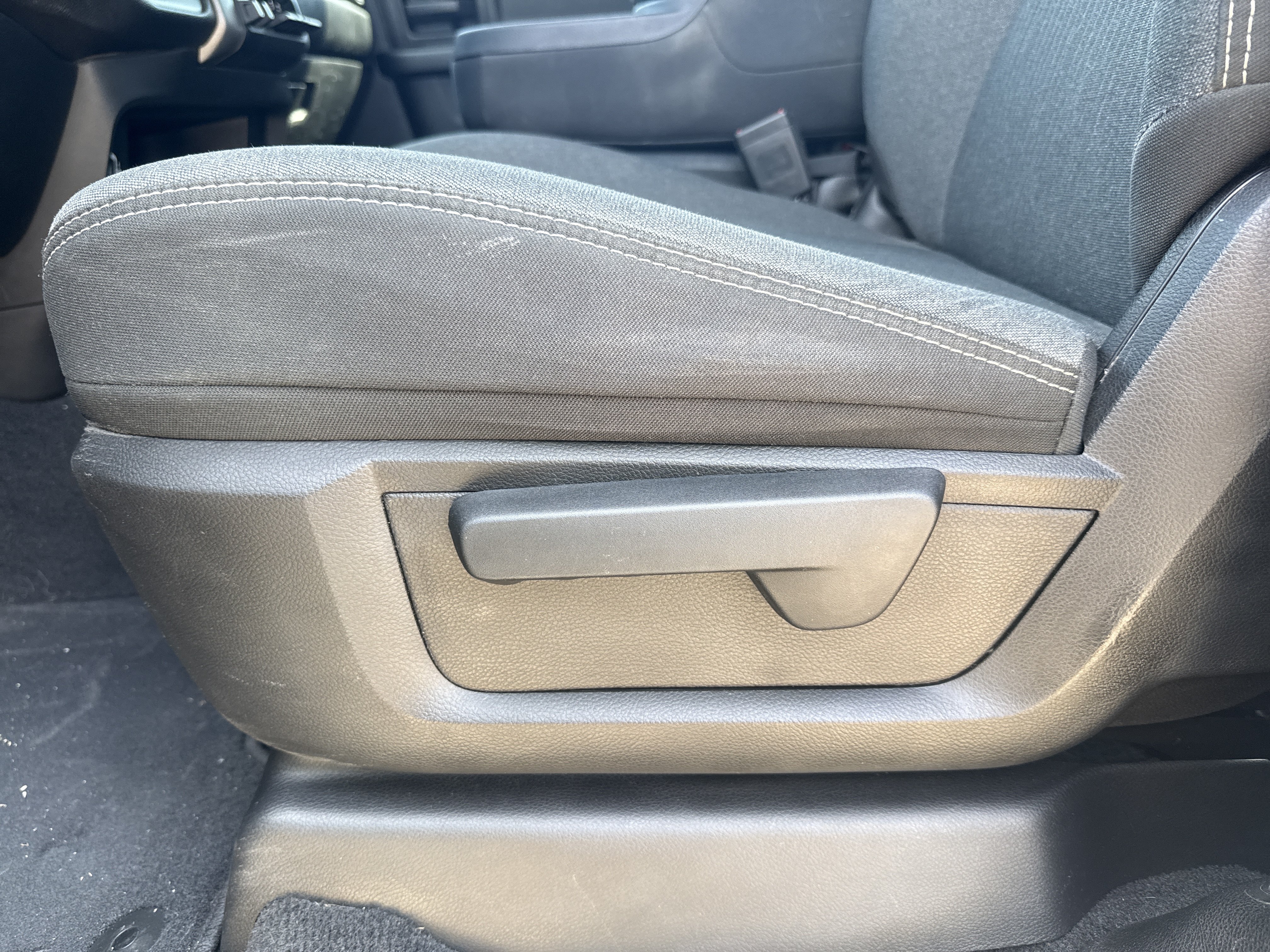 Used 2020 RAM 2500 Tradesman AWD/4WD image 16
