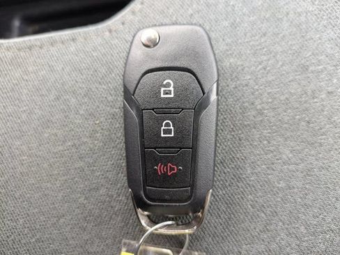 Used 2023 Ford F150 XLT AWD/4WD image 29