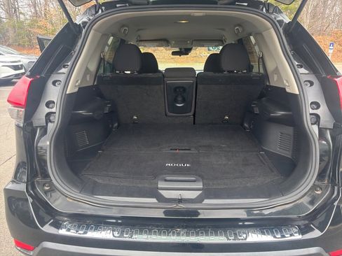 Used 2020 Nissan Rogue S w/ Special Edition Package image 19