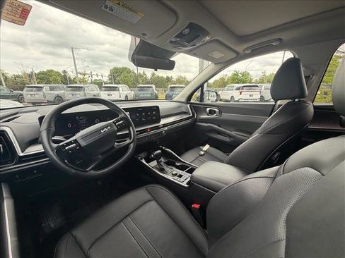 Used 2026 Kia Sorento S w/ S Panoramic Sunroof Package FWD image 9