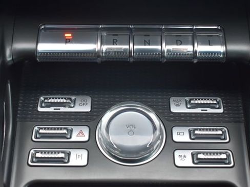 Used 2024 Lincoln Nautilus Reserve w/ Equipment Group 202A image 38