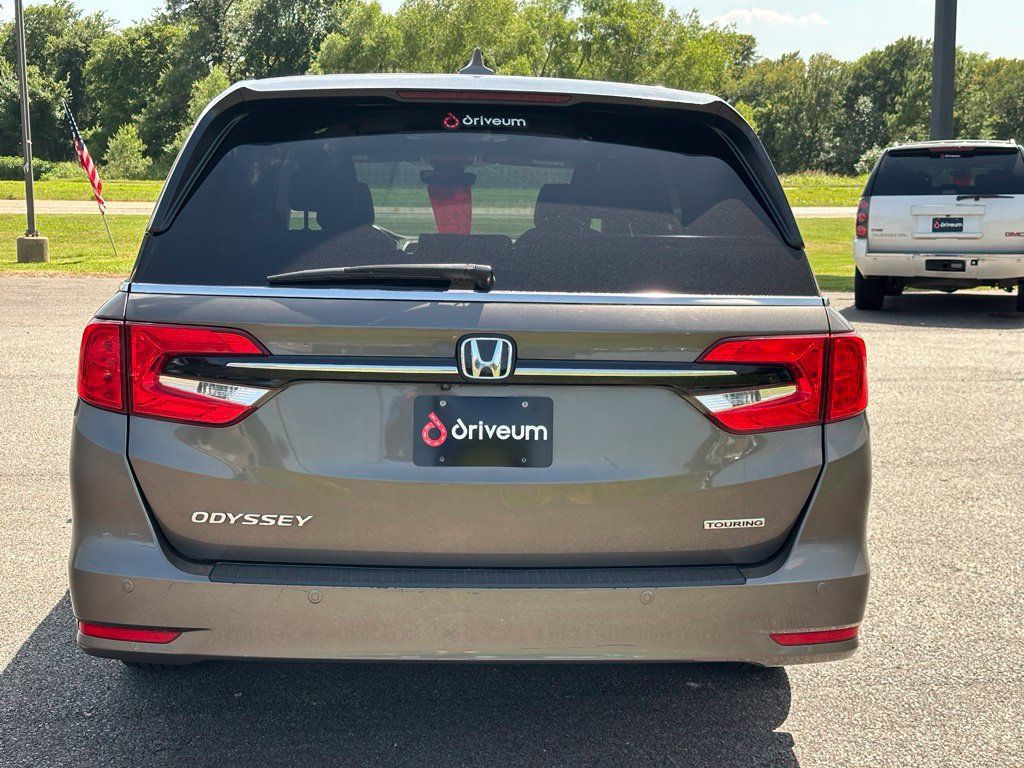 Used 2021 Honda Odyssey Touring image 5