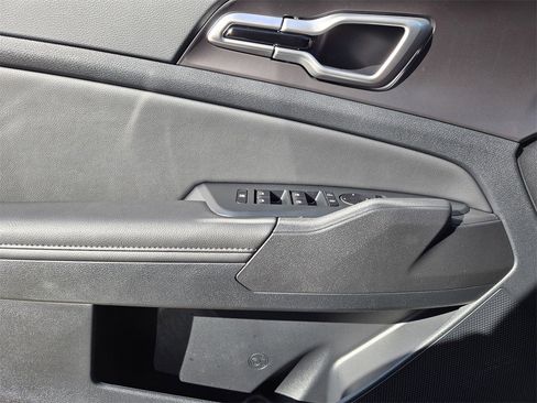 New 2026 Kia Sportage EX image 16