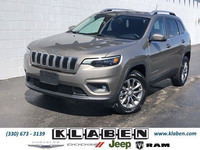 Certified 2019 Jeep Cherokee Latitude Plus w/ Cold Weather Group AWD/4WD image 1